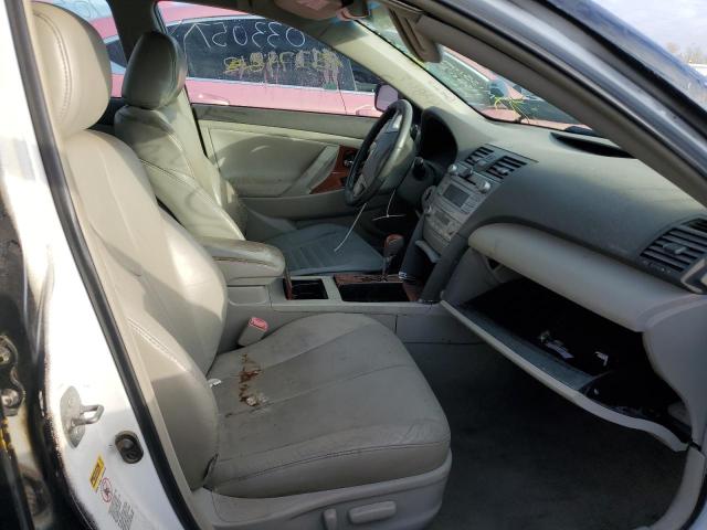 Photo 5 from auction – 2011 TOYOTA CAMRY HYBR with VIN 4T1BB3EK3BU130845