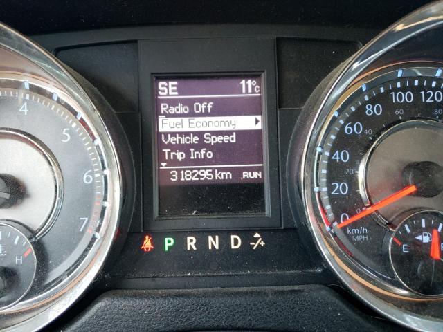 Photo 8 from auction – 2014 CHRYSLER TOWN & COU with VIN 2C4RC1BG1ER115024
