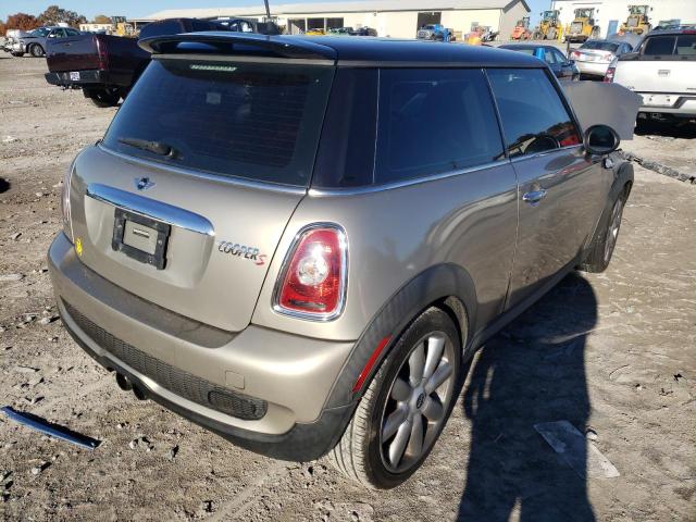 Photo 4 from auction – 2010 MINI COOPER S with VIN WMWMF7C57ATZ73275