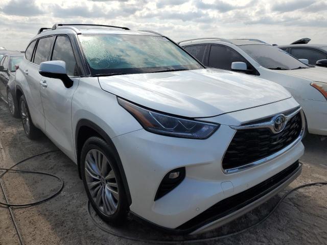 TOYOTA HIGHLANDER 2021 with VIN 5TDFZRBH4MS094944 - Photo from auction