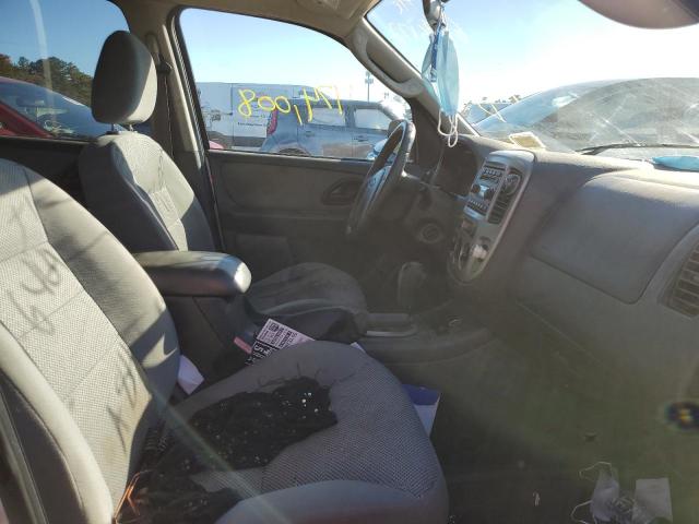 Photo 5 from auction – 2005 FORD ESCAPE with VIN 1FMYU03145KA84486