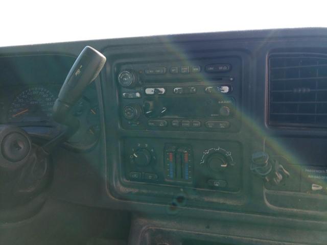 Photo 9 from auction – 2004 CHEVROLET SILVERADO with VIN 2GCEC19T641252510