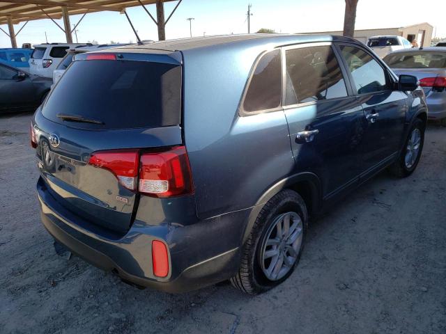 Photo 4 from auction – 2014 KIA SORENTO LX with VIN 5XYKT3A62EG550421