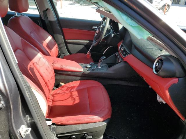 Photo 5 from auction – 2018 ALFA ROMEO GIULIA with VIN ZARFAEBN9J7564306