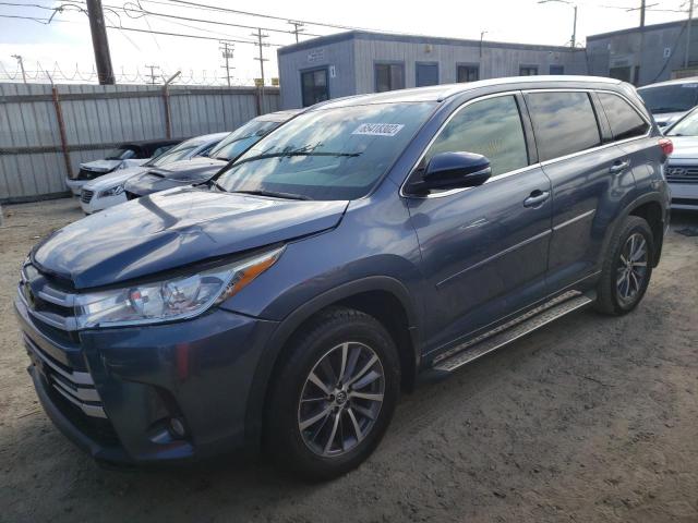 Photo 2 from auction – 2018 TOYOTA HIGHLANDER with VIN 5TDKZRFH8JS264033