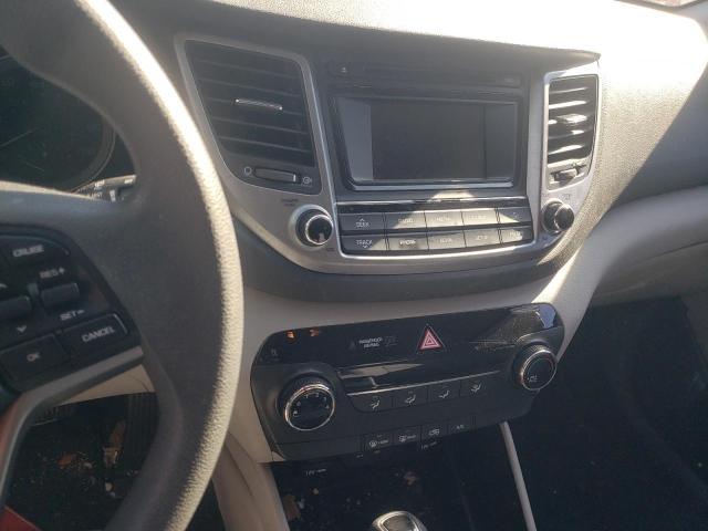 Photo 9 from auction – 2016 HYUNDAI TUCSON SE with VIN KM8J23A42GU164043