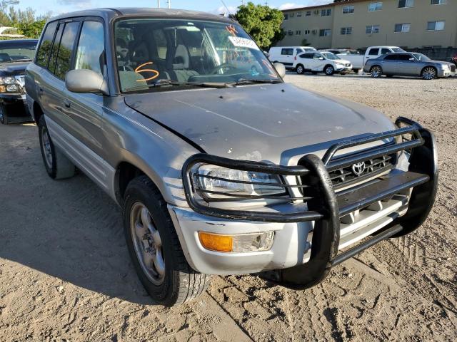 TOYOTA RAV4 2000 with VIN JT3HP10V3Y7156881 - Photo from auction
