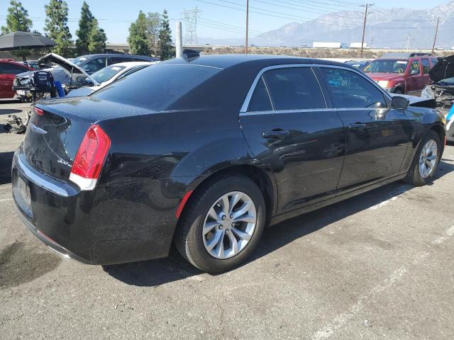 Photo 4 from auction – 2019 CHRYSLER 300 TOURIN with VIN 2C3CCAAG8KH625982