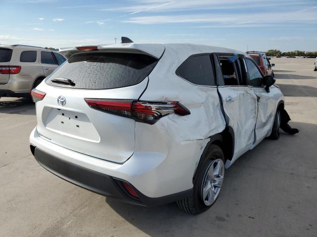 Photo 4 from auction – 2022 TOYOTA HIGHLANDER with VIN 5TDCZRAH0NS553232