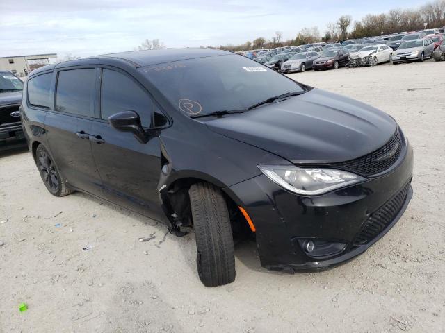 CHRYSLER PACIFICA T 2018 with VIN 2C4RC1FG8JR234676 - Photo from auction