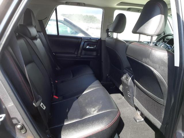 Photo 6 from auction – 2019 TOYOTA 4RUNNER TR with VIN JTEBU5JRXK5638457