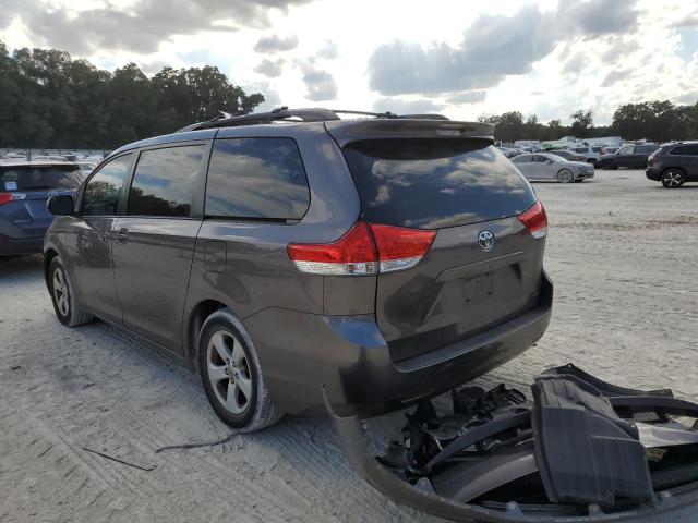 Photo 3 from auction – 2011 TOYOTA SIENNA LE with VIN 5TDKK3DC1BS147565