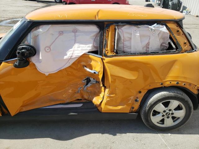 Photo 9 from auction – 2016 MINI COOPER with VIN WMWXP5C52G3B76720