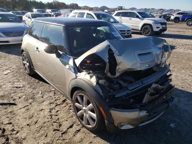 MINI COOPER S 2010 with VIN WMWMF7C57ATZ73275 - Photo from auction