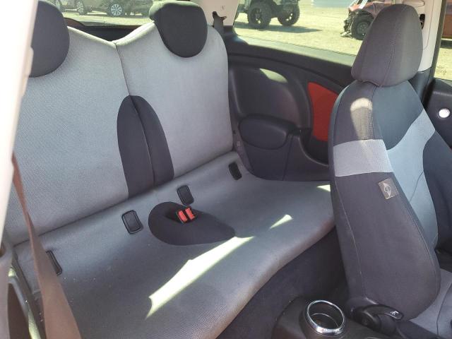 Photo 6 from auction – 2005 MINI COOPER S with VIN WMWRE33425TD97631