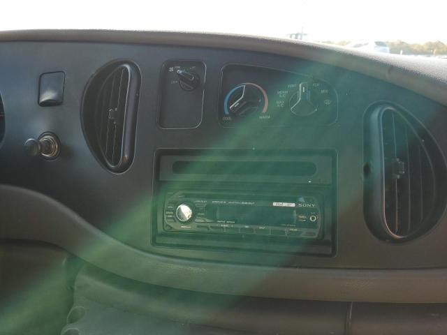 Photo 9 from auction – 2001 FORD ECONOLINE with VIN 1FTNE24L61HA85744
