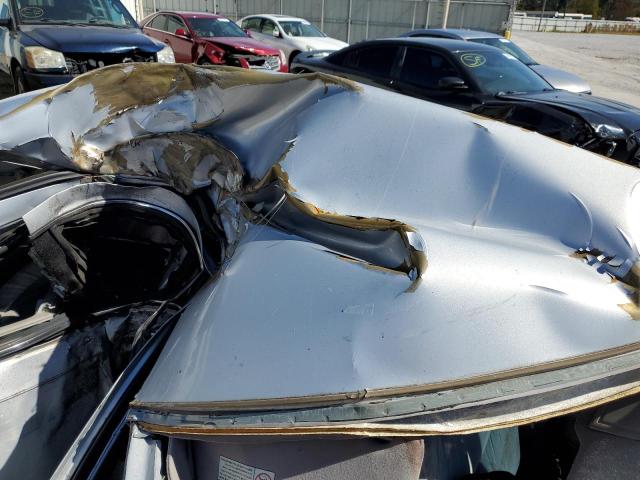 Photo 9 from auction – 2000 FORD CROWN VICT with VIN 2FAFP71W3YX163911