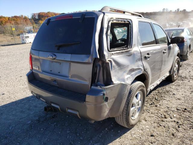 Photo 4 from auction – 2010 FORD ESCAPE XLT with VIN 1FMCU0D75AKB01030
