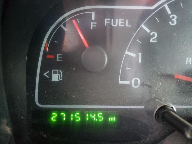 Photo 8 from auction – 2001 FORD WINDSTAR L with VIN 2FMZA514X1BC04433