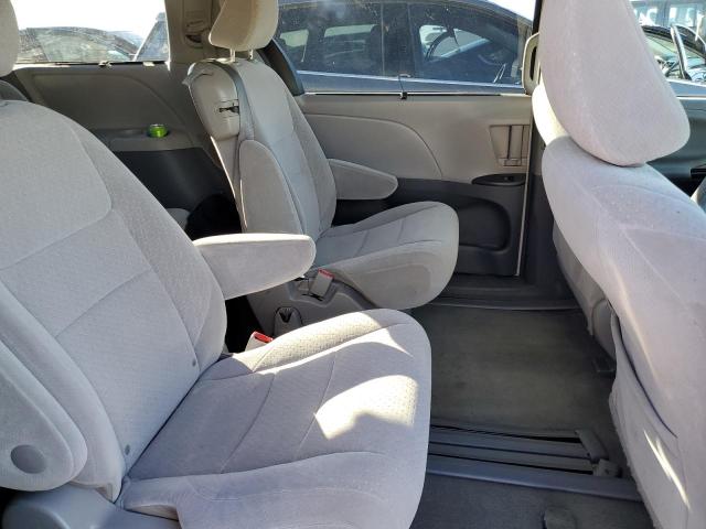 Photo 6 from auction – 2015 TOYOTA SIENNA LE with VIN 5TDKK3DC9FS561148