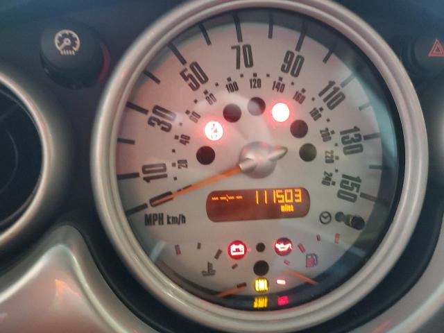 Photo 8 from auction – 2006 MINI COOPER S with VIN WMWRE33526TL22869