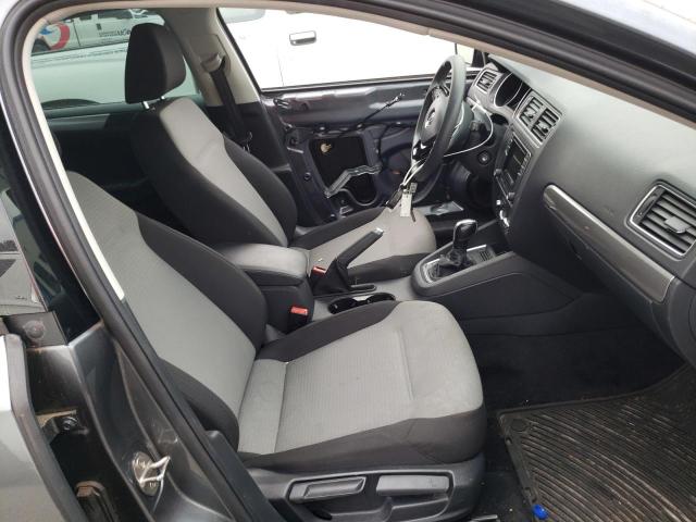 Photo 5 from auction – 2018 VOLKSWAGEN JETTA S with VIN 3VW2B7AJ6JM228065