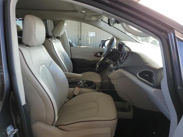 Photo 5 from auction – 2017 CHRYSLER PACIFICA L with VIN 2C4RC1GG2HR533251