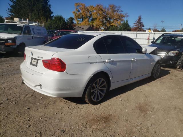 Photo 4 from auction – 2011 BMW 328 I with VIN WBAPH7G52BNN04330