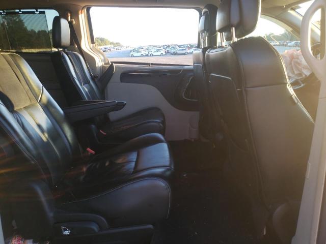 Photo 6 from auction – 2013 CHRYSLER TOWN & COU with VIN 2C4RC1GG4DR531785