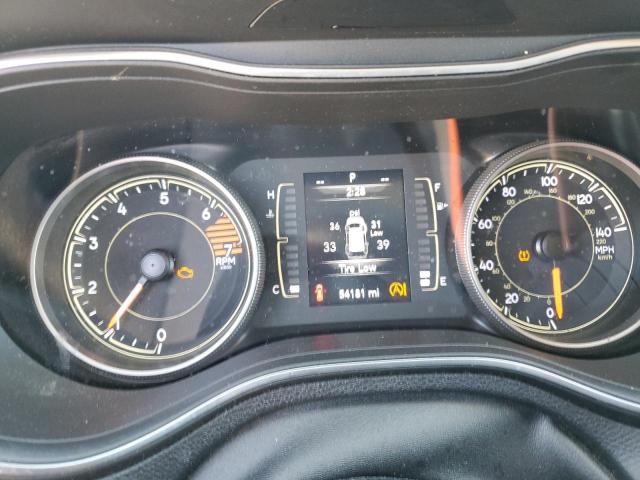 Photo 8 from auction – 2019 JEEP CHEROKEE L with VIN 1C4PJLCB1KD223198