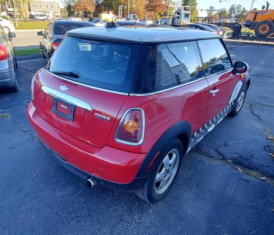 Photo 4 from auction – 2007 MINI COOPER with VIN WMWMF33517TT50977