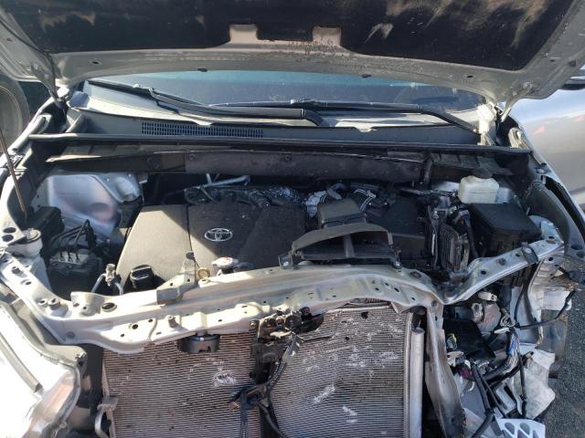 Photo 7 from auction – 2019 TOYOTA HIGHLANDER with VIN 5TDBZRFH3KS706153