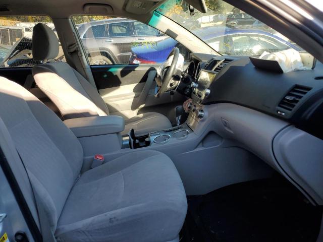 Photo 5 from auction – 2011 TOYOTA HIGHLANDER with VIN 5TDZA3EH8BS016340