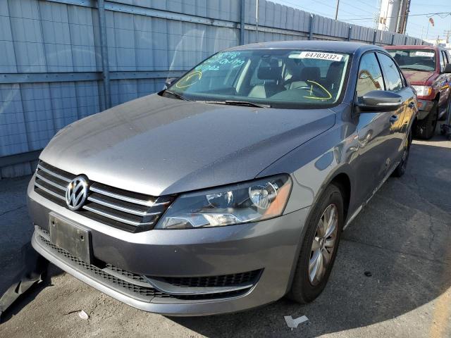 Photo 2 from auction – 2015 VOLKSWAGEN PASSAT S with VIN 1VWAT7A39FC050333