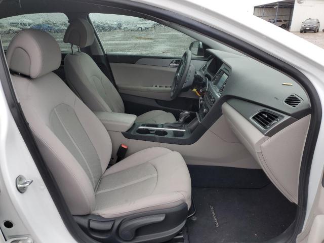 Photo 5 from auction – 2017 HYUNDAI SONATA SE with VIN 5NPE24AF1HH523147