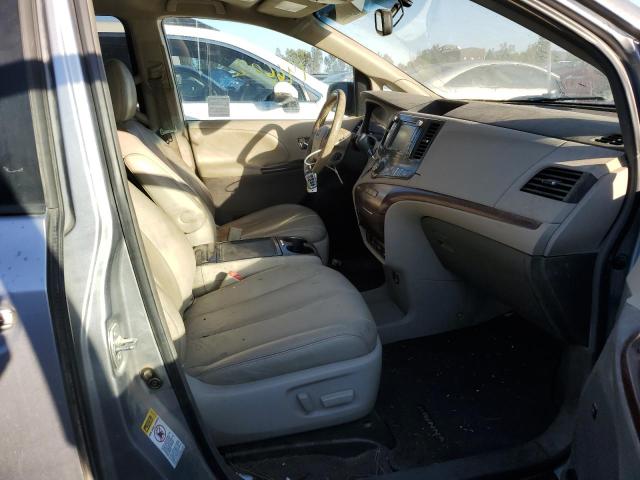 Photo 5 from auction – 2013 TOYOTA SIENNA XLE with VIN 5TDYK3DC4DS309542