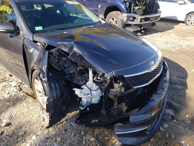 Photo 9 from auction – 2017 KIA OPTIMA LX with VIN 5XXGT4L32HG153735