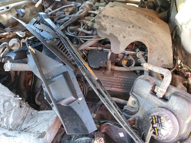 Photo 7 from auction – 2000 FORD CROWN VICT with VIN 2FAFP71W3YX163911