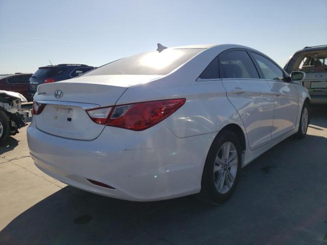 Photo 4 from auction – 2011 HYUNDAI SONATA GLS with VIN 5NPEB4AC5BH197527