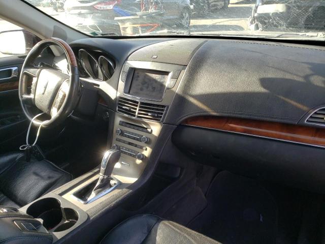 Photo 9 from auction – 2011 LINCOLN MKT with VIN 2LMHJ5FR0BBJ50565