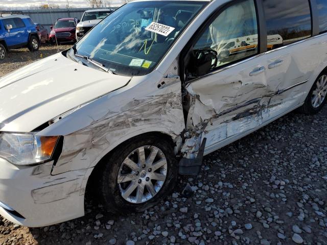 Photo 9 from auction – 2012 CHRYSLER TOWN & COU with VIN 2C4RC1BG3CR187503