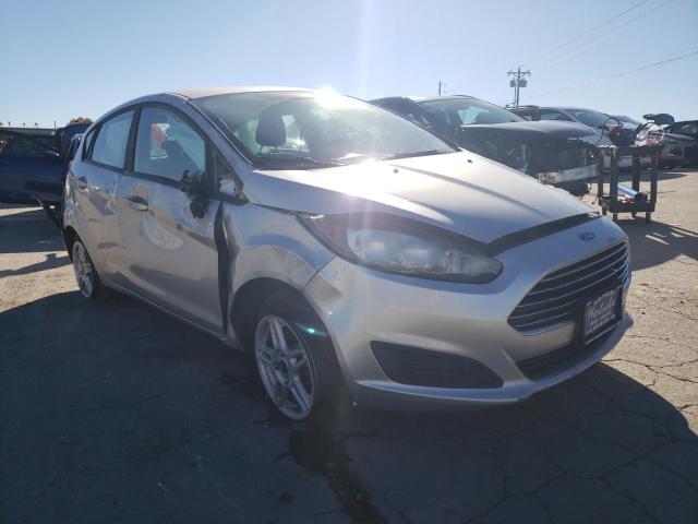 FORD FIESTA SE 2018 with VIN 3FADP4EJ2JM112499 - Photo from auction