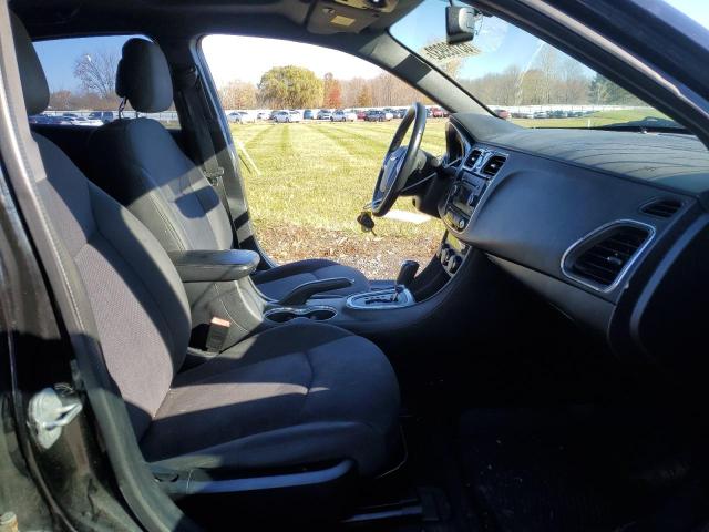 Photo 5 from auction – 2014 CHRYSLER 200 TOURIN with VIN 1C3CCBBG4EN116956