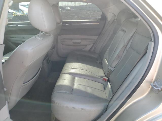 Photo 6 from auction – 2010 CHRYSLER 300 TOURIN with VIN 2C3CK5CV7AH149017
