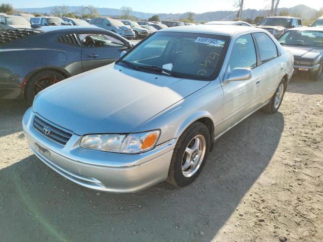 Photo 2 from auction – 2000 TOYOTA CAMRY with VIN JT2BG22K8Y0386847
