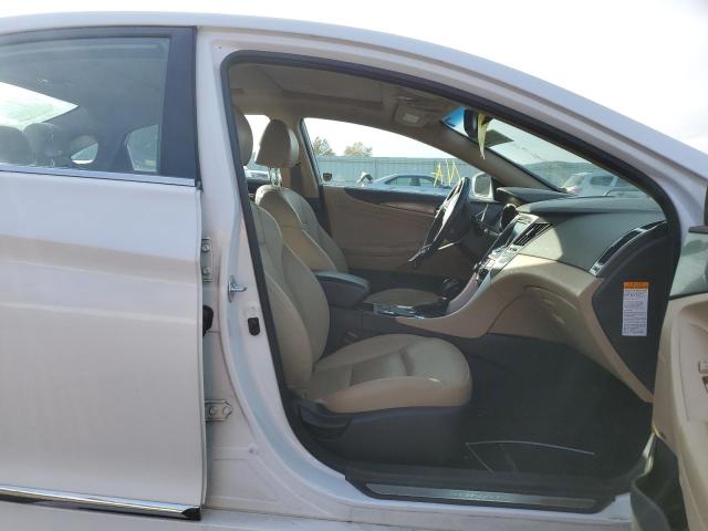 Photo 9 from auction – 2014 HYUNDAI SONATA HYB with VIN KMHEC4A44EA104672