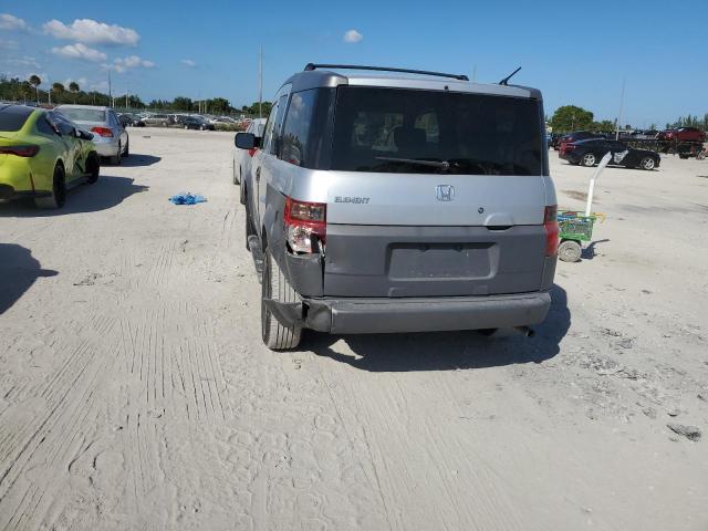 Photo 9 from auction – 2004 HONDA ELEMENT LX with VIN 5J6YH18384L012993