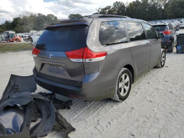 Photo 4 from auction – 2011 TOYOTA SIENNA LE with VIN 5TDKK3DC1BS147565