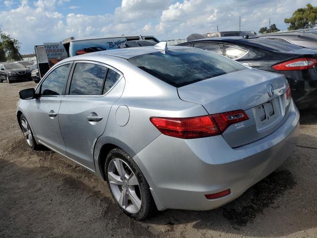 Photo 3 from auction – 2013 ACURA ILX 20 TEC with VIN 19VDE1F71DE011611