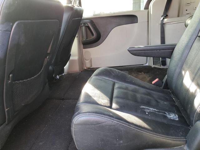 Photo 6 from auction – 2014 CHRYSLER TOWN & COU with VIN 2C4RC1BG2ER329181